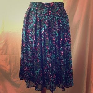 Navy floral pleated skirt